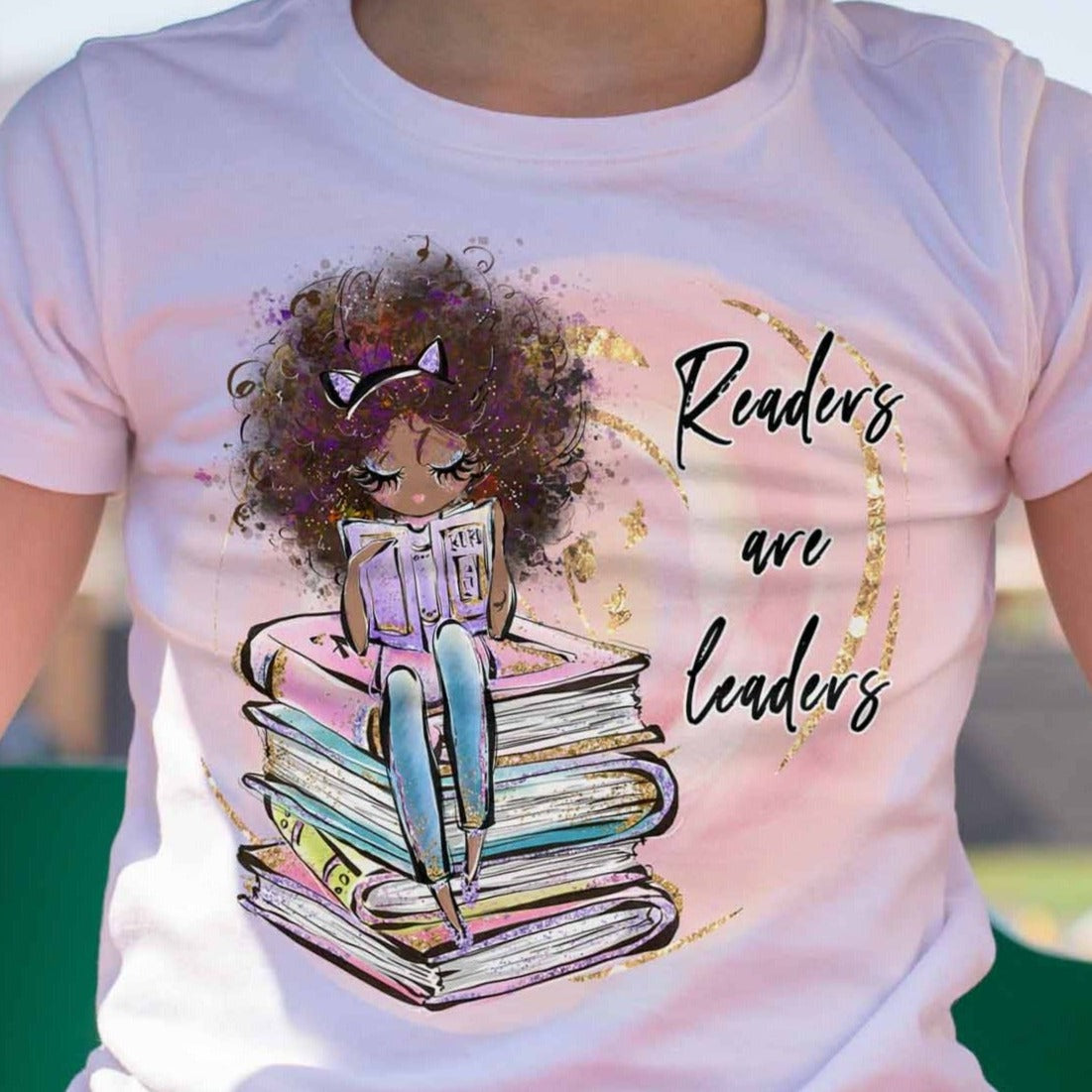 Readers Are Leaders: Empowering Minds T-shirt – Where Knowledge Meets Comfort!