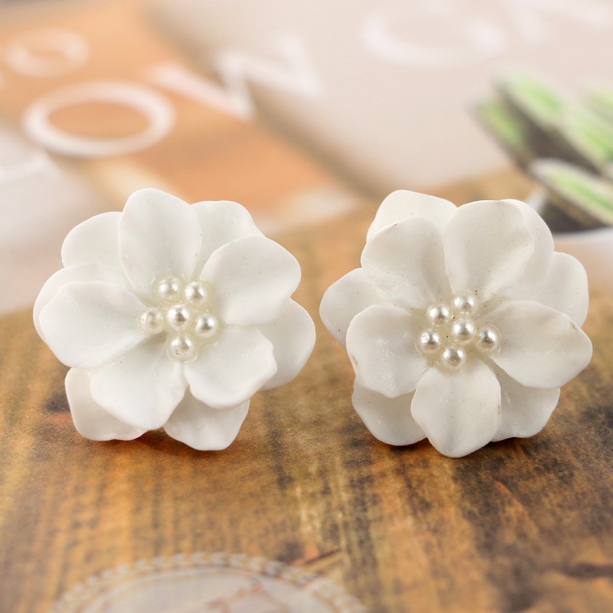 White Flower Earring with Imitation Pear center - My Custom Tee Party